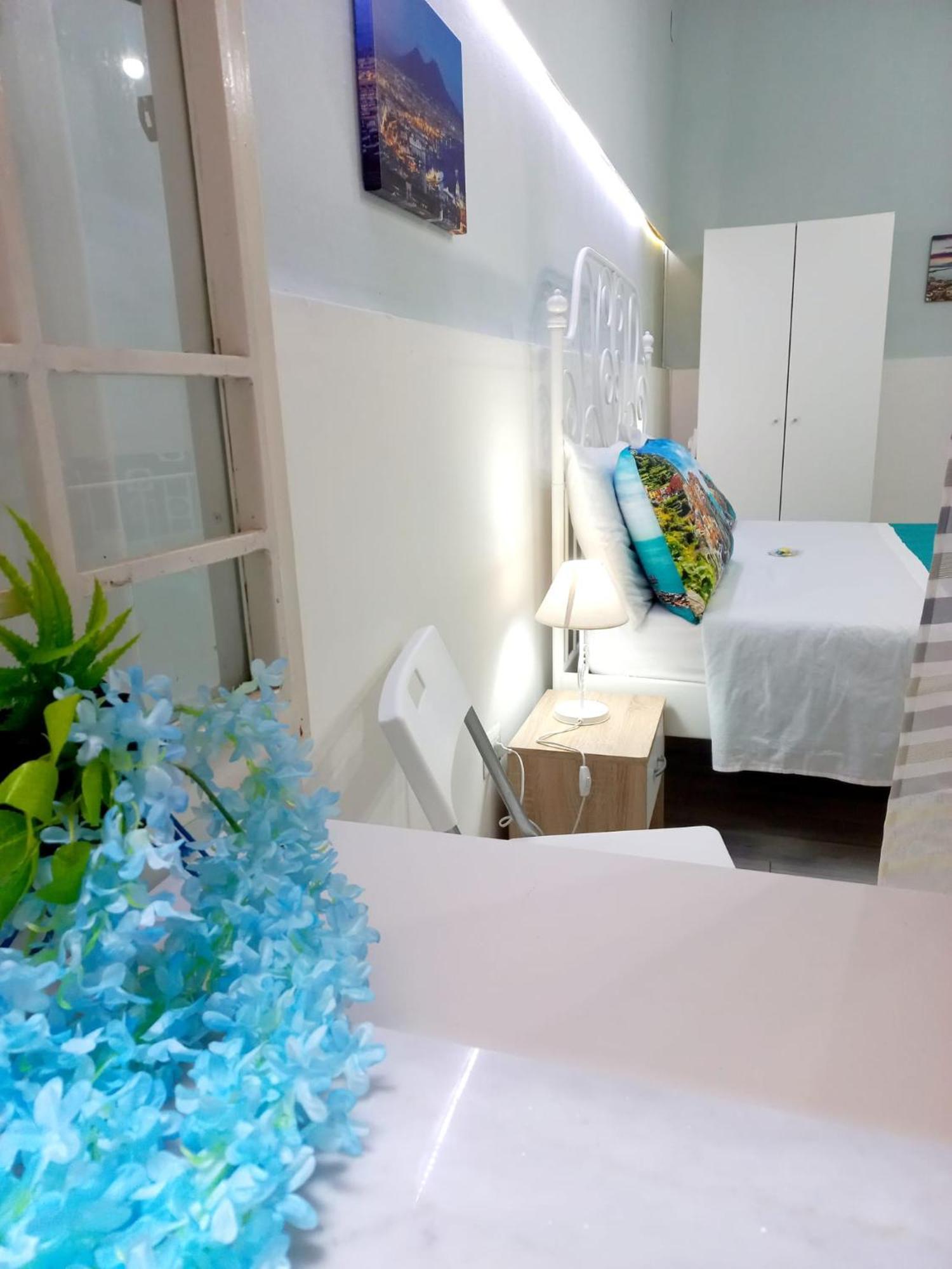 Piccola Partenope Naples Luaran gambar